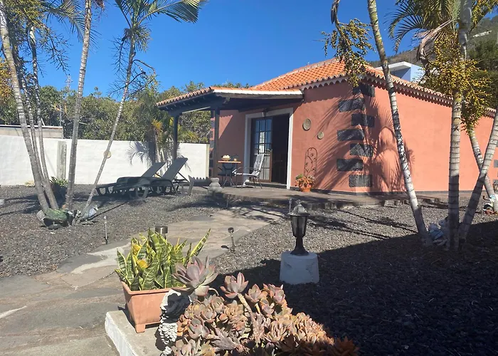 Casa Paredon